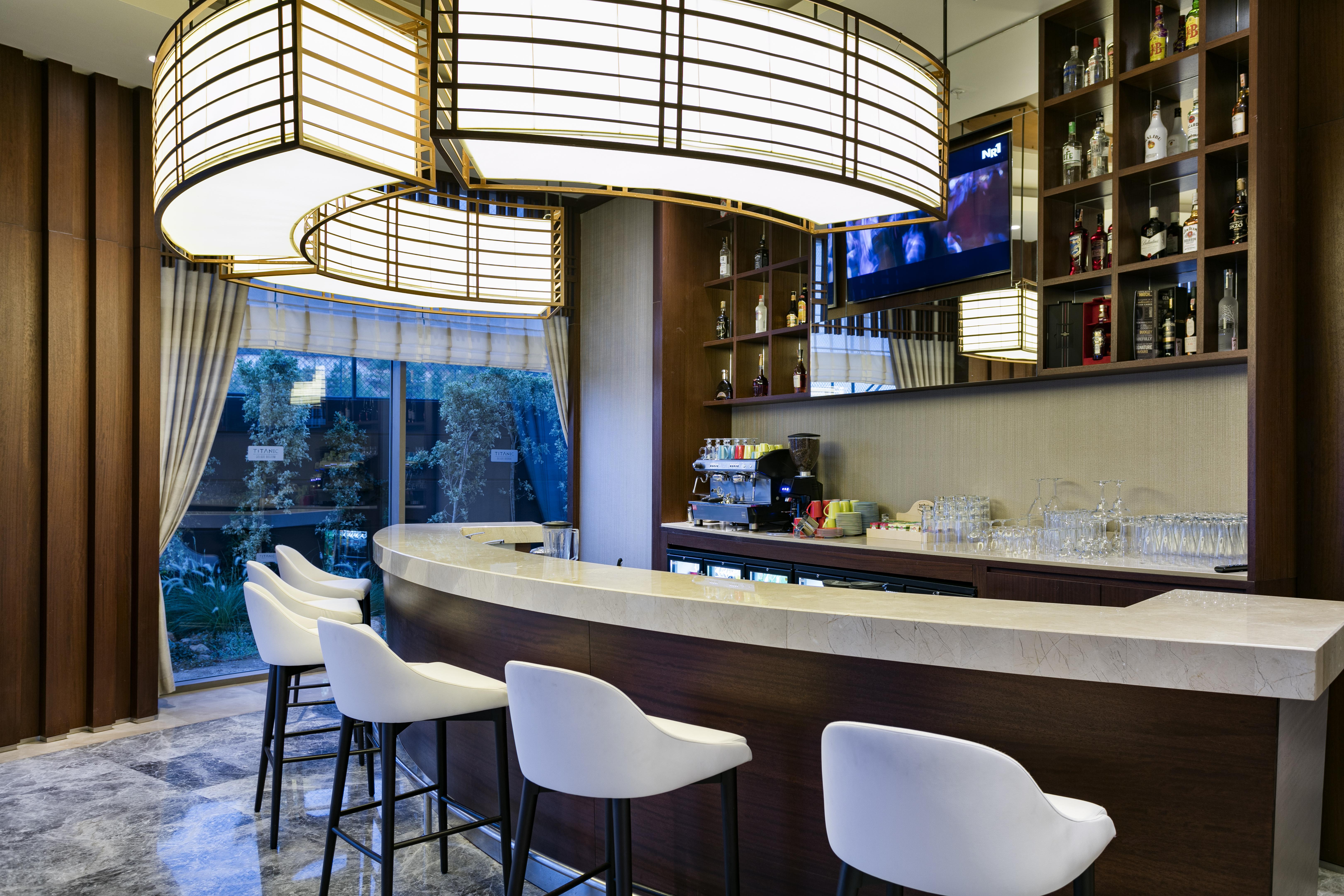 Titanic Luxury Collection Bodrum 5* Гюверджинлик