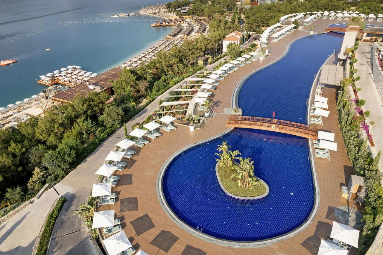 Курортный комплекс Titanic Luxury Collection Bodrum Гюверджинлик