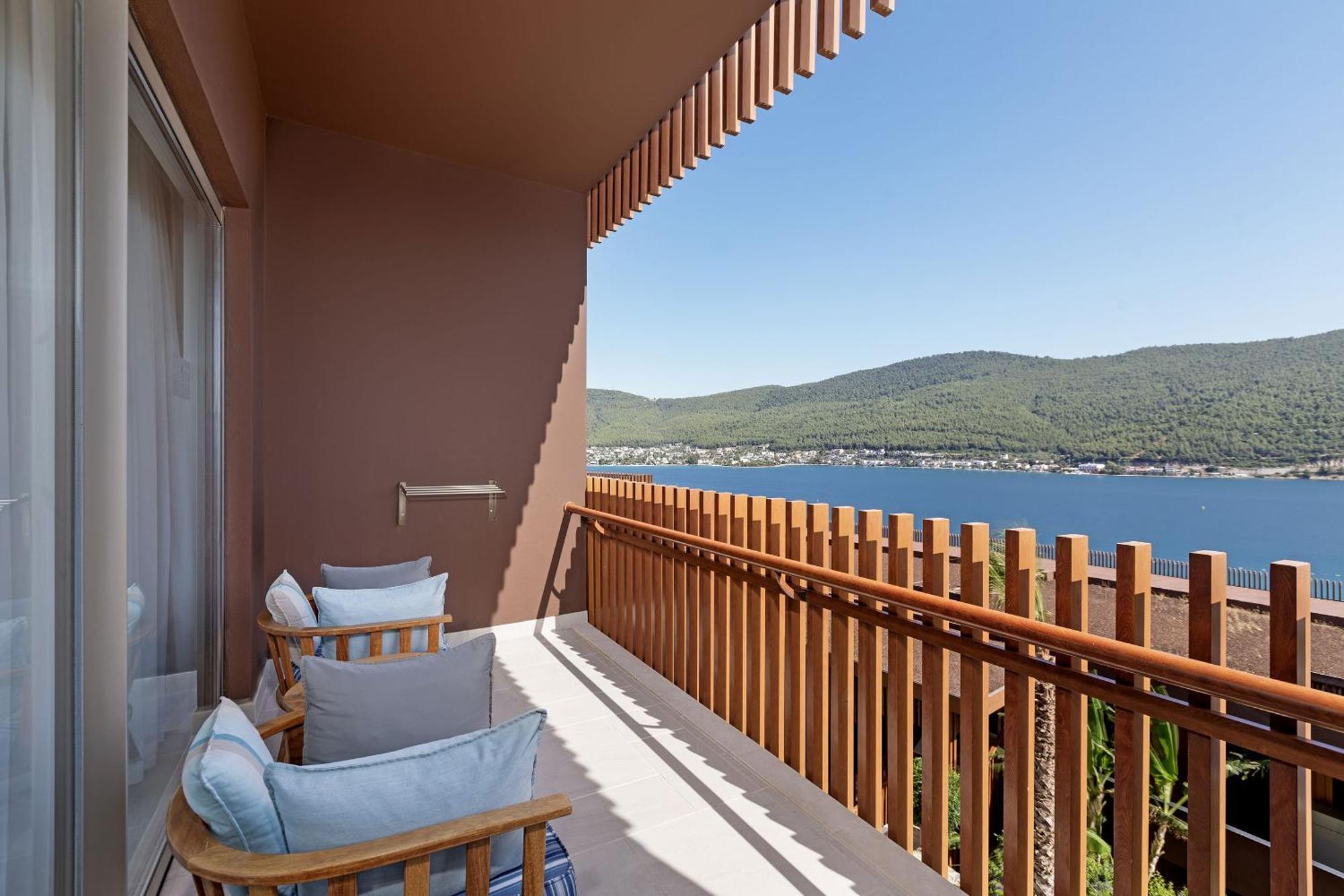 Курортный комплекс Titanic Luxury Collection Bodrum