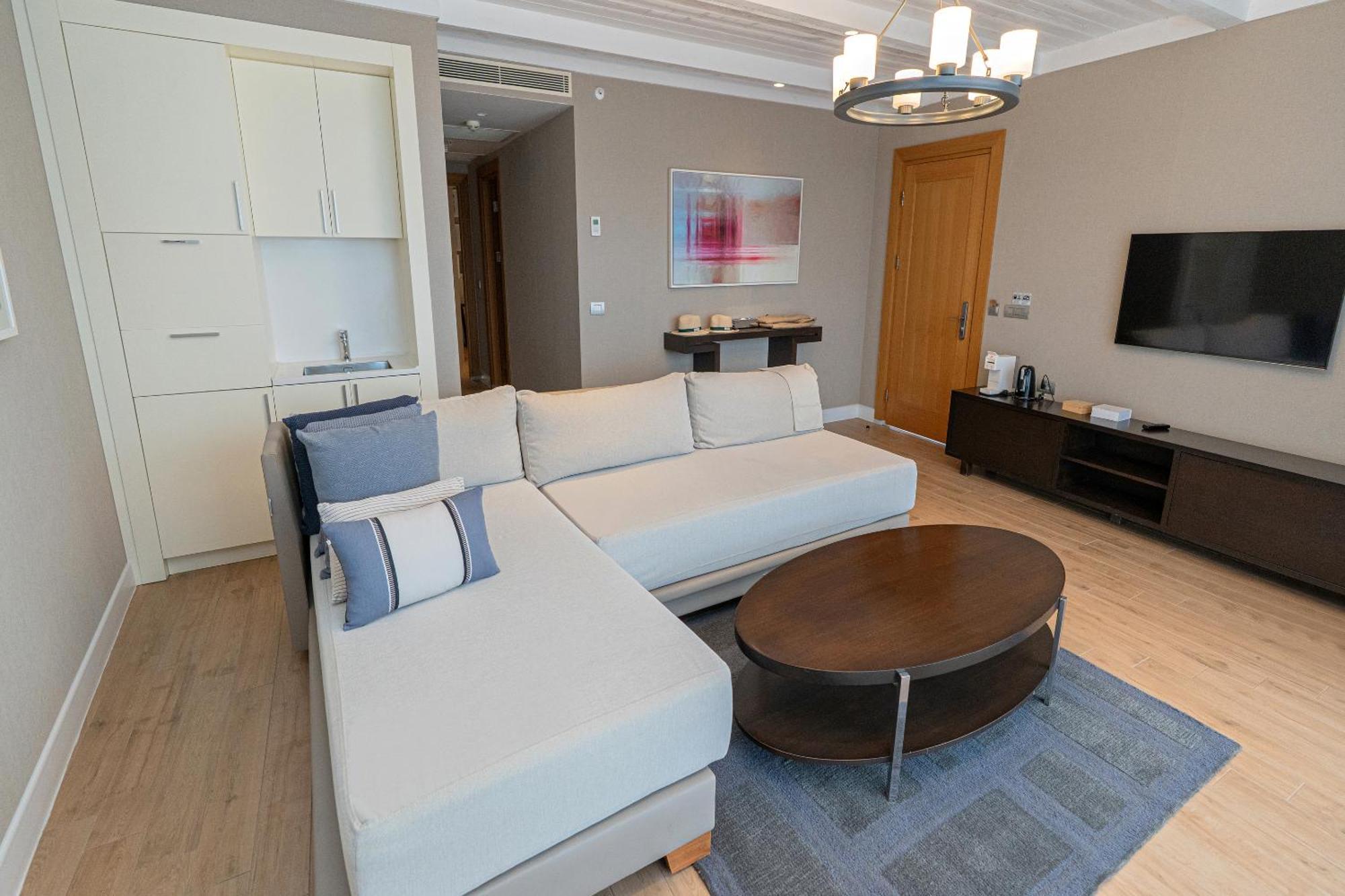 Курортный комплекс Titanic Luxury Collection Bodrum Гюверджинлик