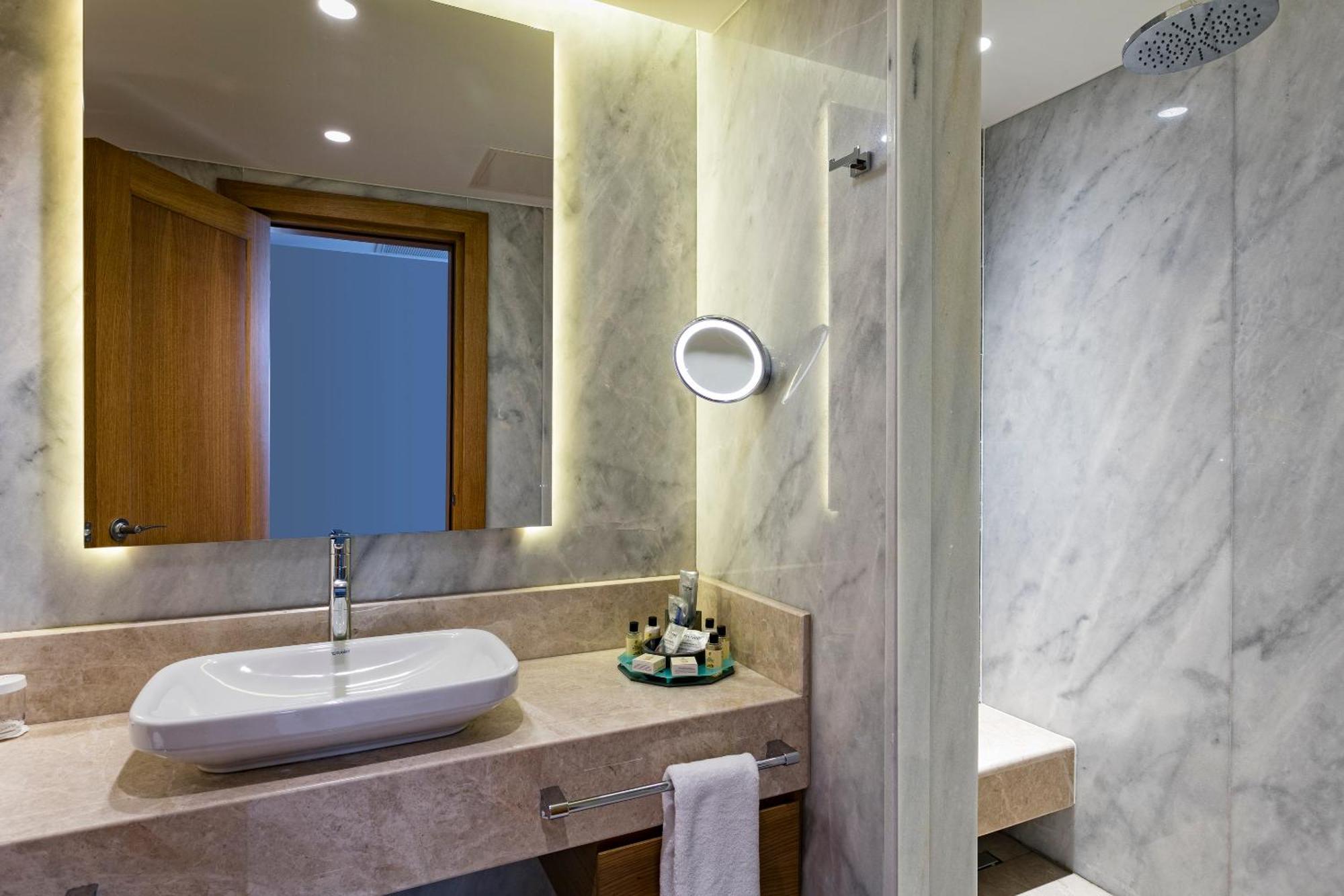 Titanic Luxury Collection Bodrum Курортный комплекс
