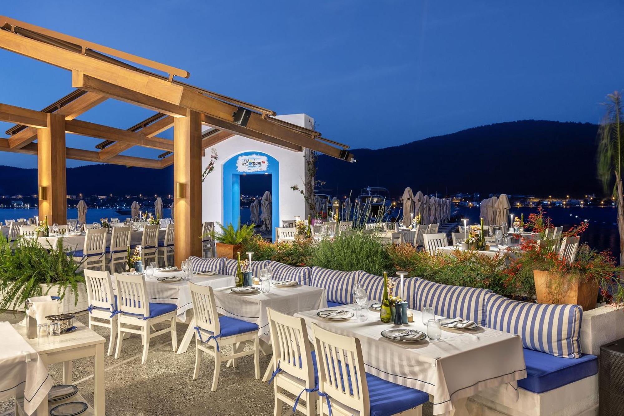 Titanic Luxury Collection Bodrum 5* Guvercinlik (Bodrum)
